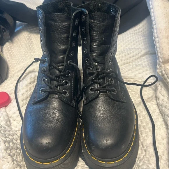 Black Platform Lace-Up Boots - Picture 3 of 5